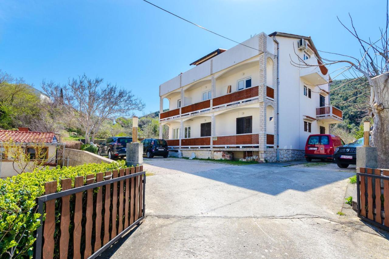 Apartments Luka Супетарска-Драга Экстерьер фото