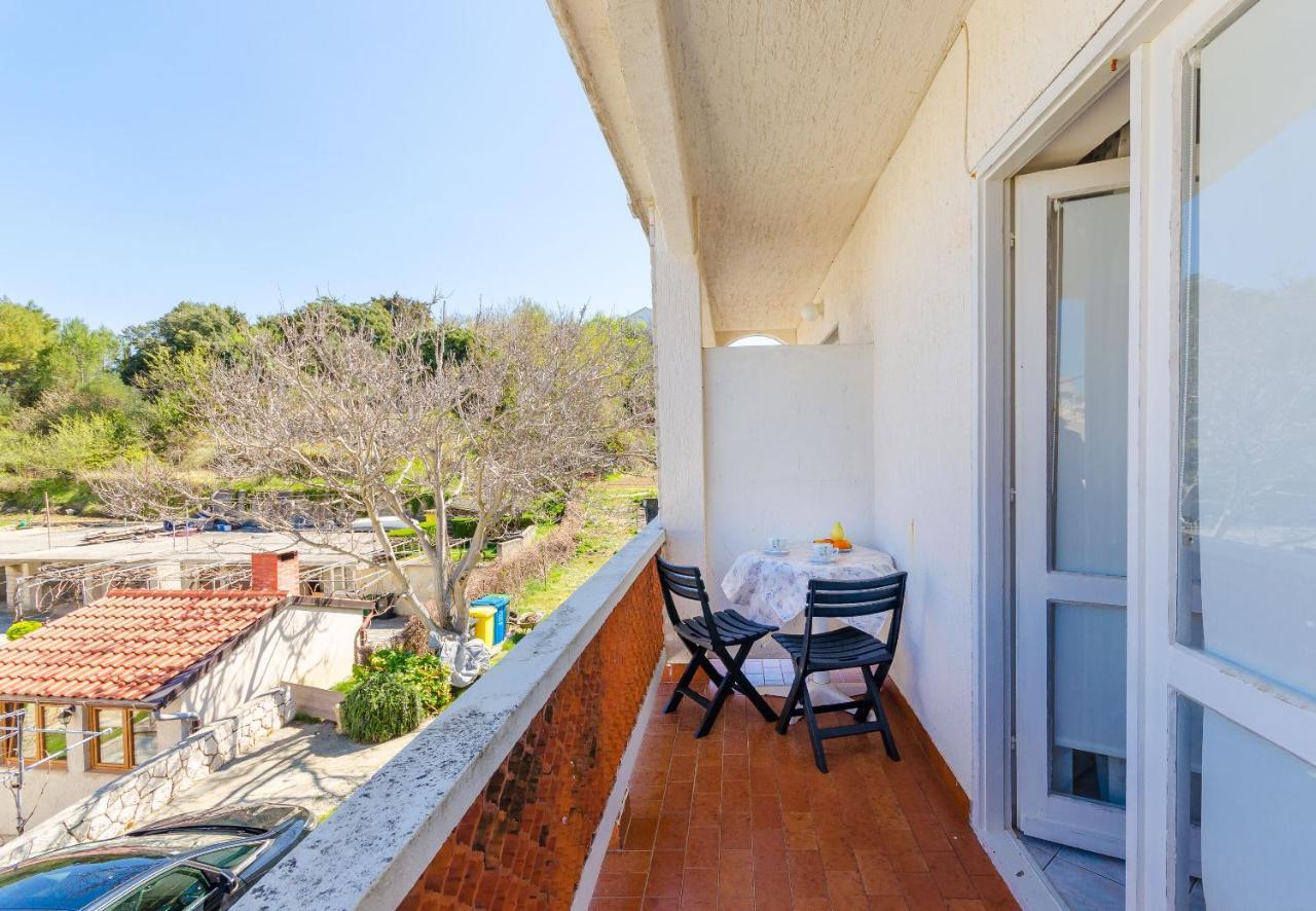 Apartments Luka Супетарска-Драга Экстерьер фото